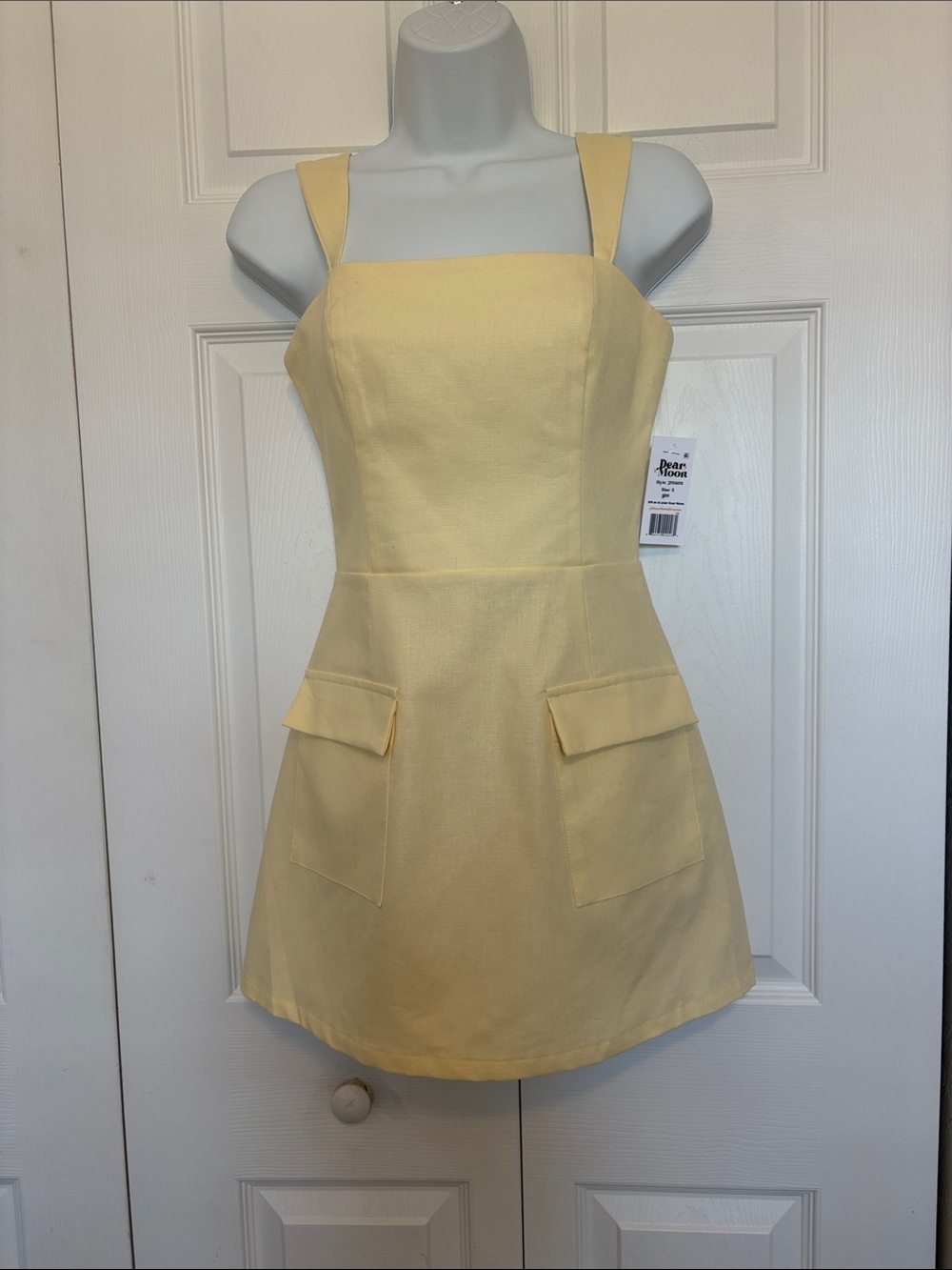 NWT Dear Moon Pastel Yellow Linen Blend Romper Dress Size Small.